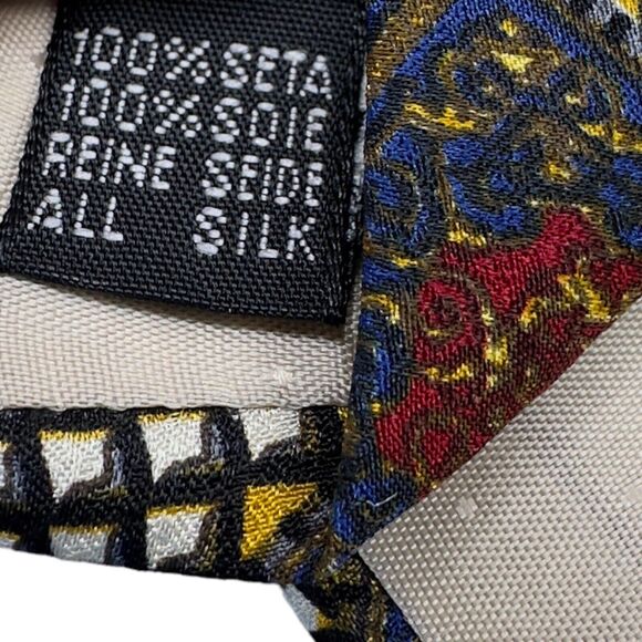 Tutto Matto Mens Silk Dress‎ Tie Made in Italy Red Geometric Pattern 58 3.75 - Picture 7 of 10